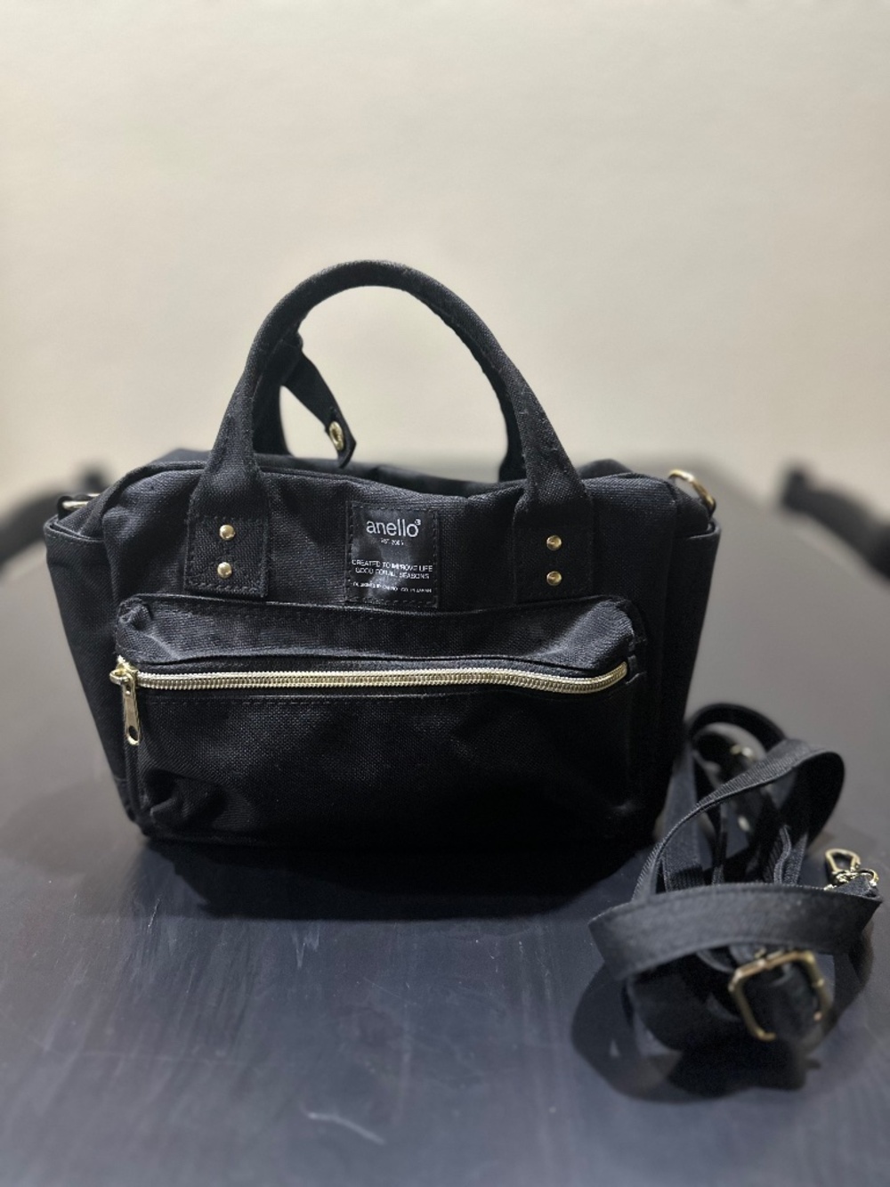 Anello Cross body bag